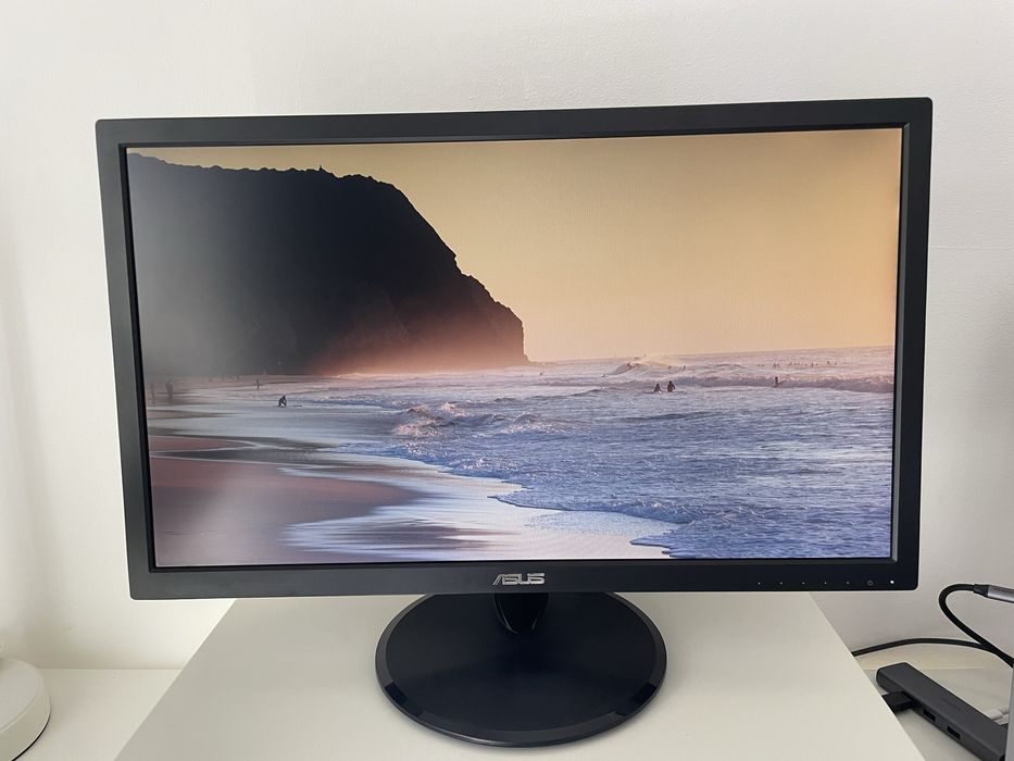 Urgente Monitor ASUS VP228TE