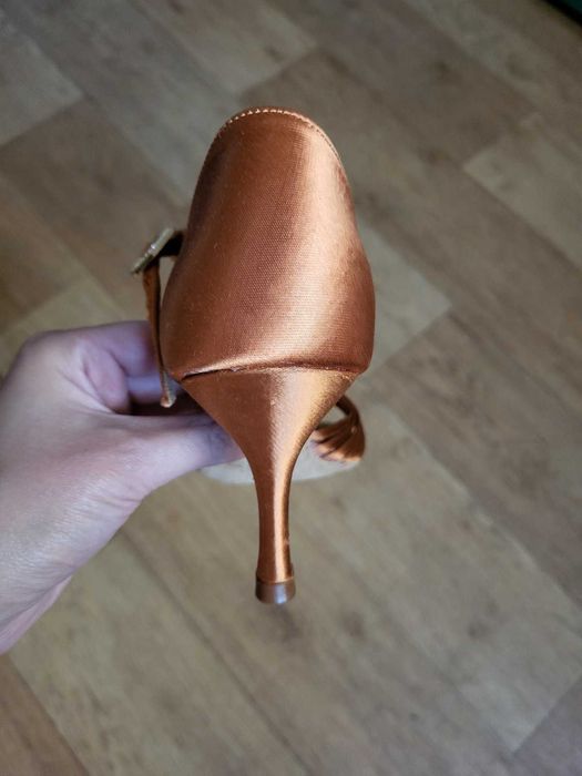 Туфлі для танців, бальних, латина -7см -DanceLife, Нідерланди-нові