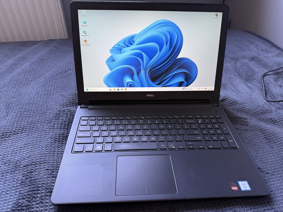Laptop Dell Vostro 3559
