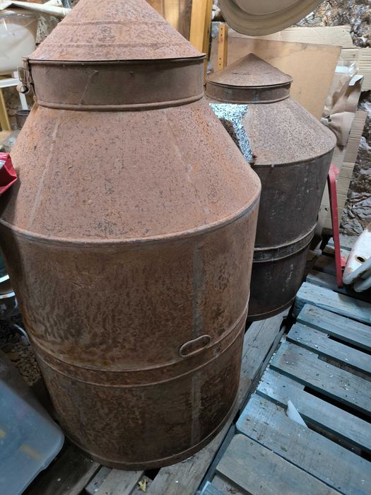 Vasilhas de Azeite de 400 e 500 litros muito antigas