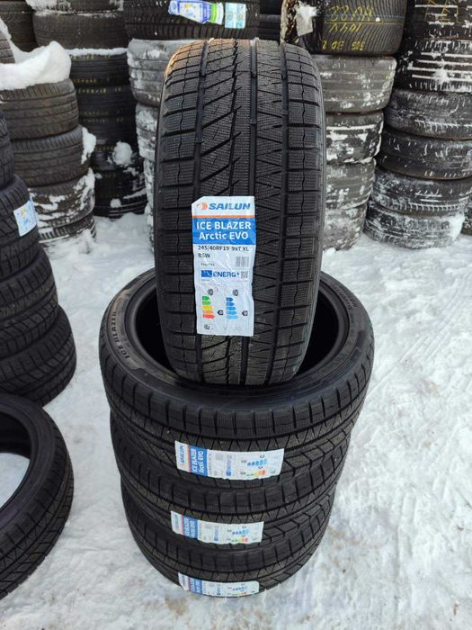 Sailun 245/40 R19 98T XL ICE BLAZER Arctic EVO RUNFLAT