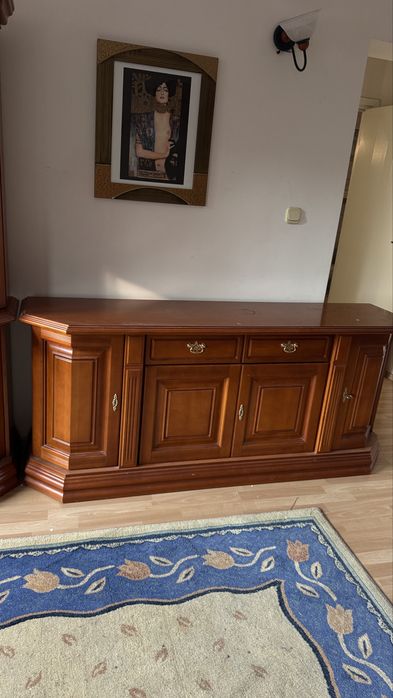 Witryna z komoda plus komoda do oddania