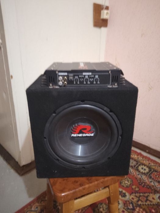 Продам сабвуфер renegade