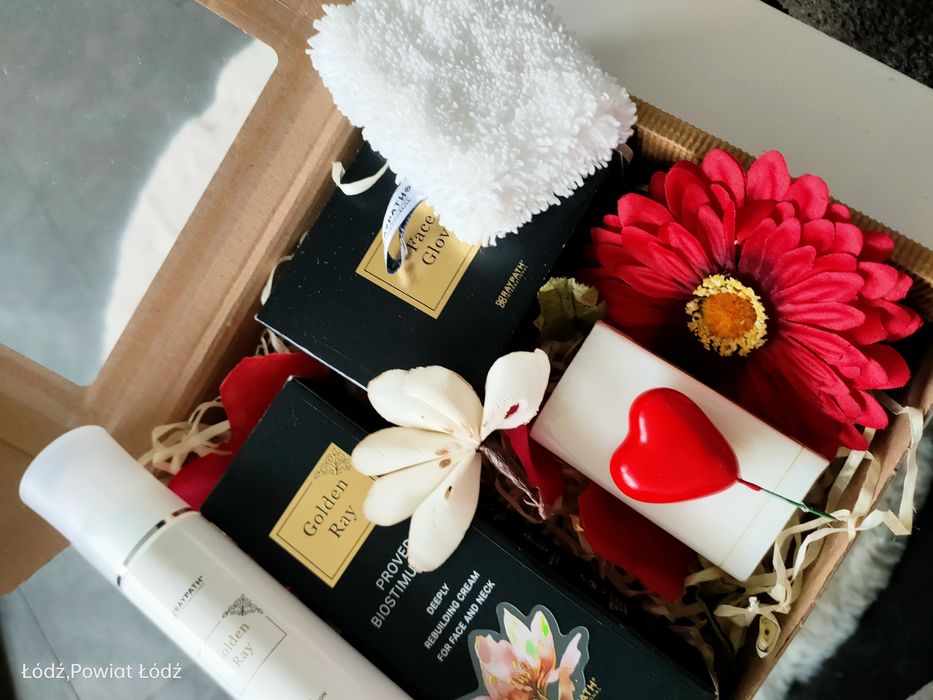 Rękawiczka Face glove serum Raypath na Walentynki