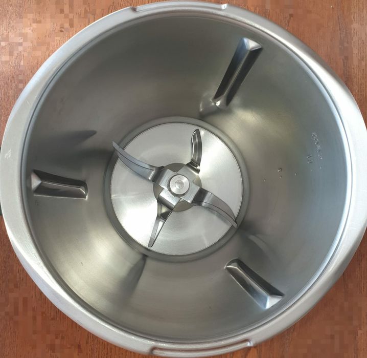 Bimby TM6 com Garantia ate 2028.