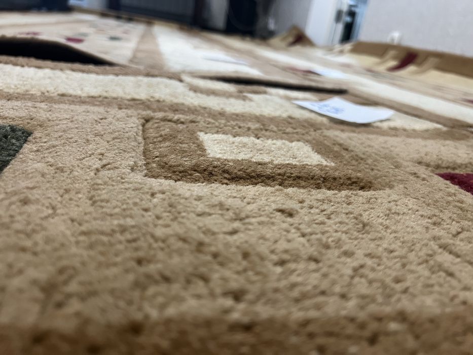 Продам ковер 3 на 2 метра, дорожки