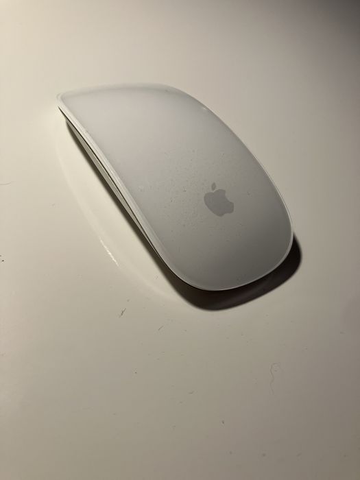 Rato Apple Magic Mousse versao pilhas