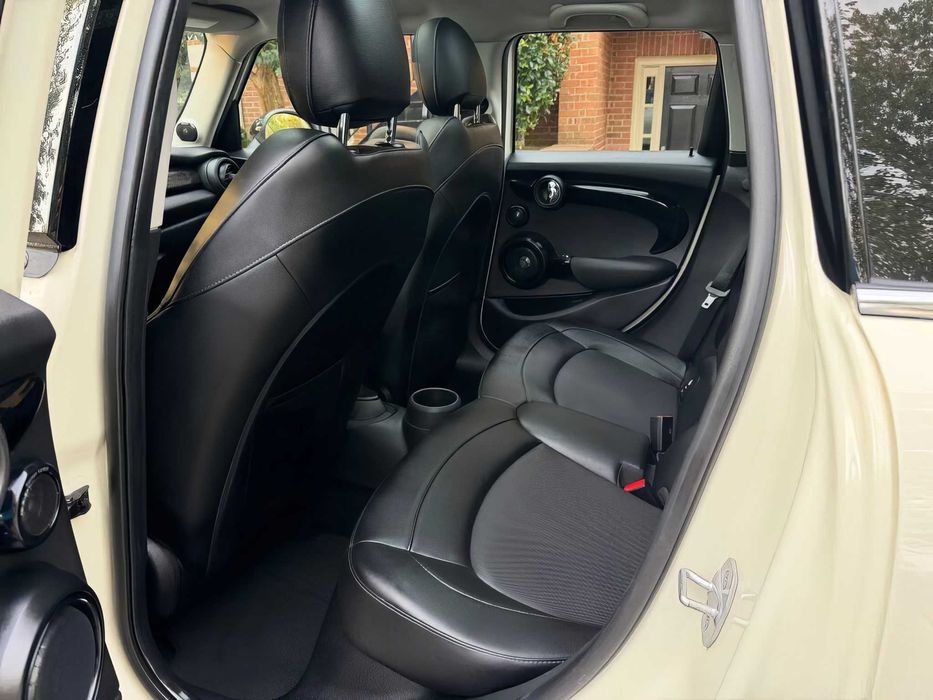 MINI Cooper S 4-Door      2018