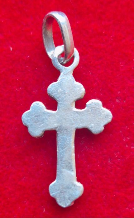 Cruz em prata antiga