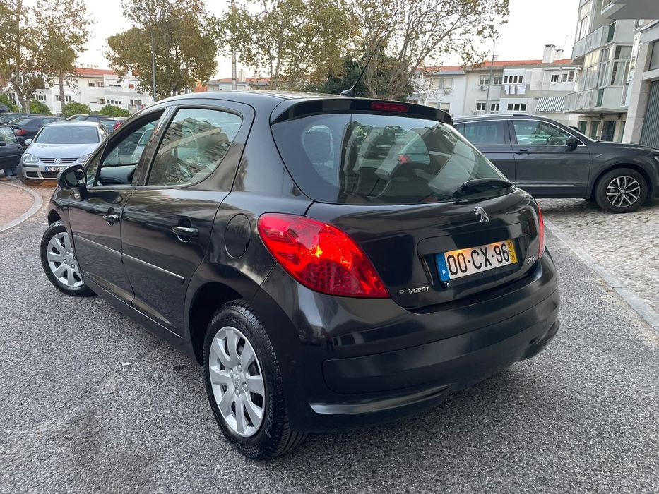Pegeout 207 1.4 com apenas 180 mil km — photo 3