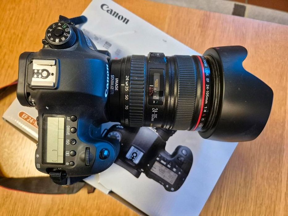 Canon EOS 6D z  EF 24-105mm f/4