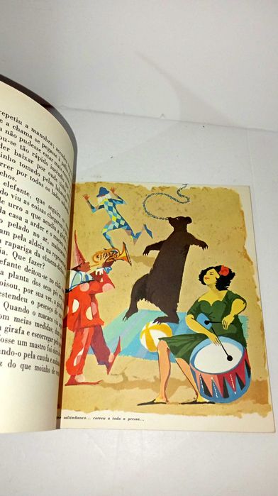 História do macaco trocista e do elefante que não era para graças