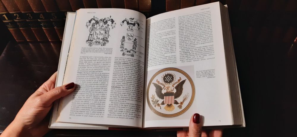 Funk & Wagnalls New Encyclopedia + Desk Dictionary + Yearbooks