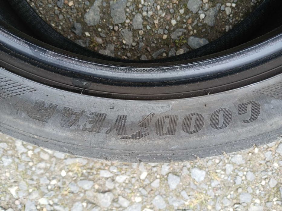 Opony 225/45/18 Goodyear bieżnik 6,5mm 20 rok F-VAT