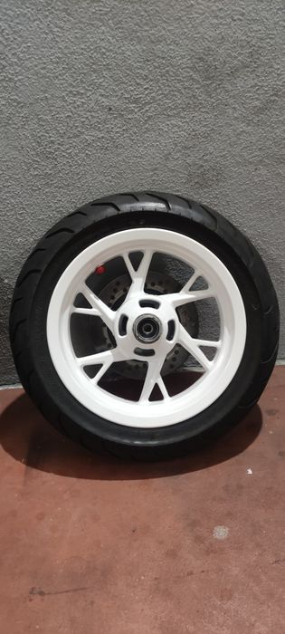 Rodas de Benelli TNT 125cc
