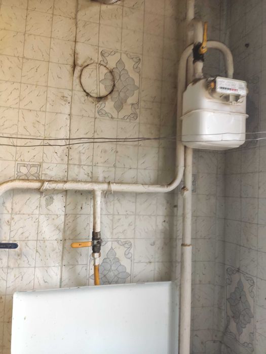 Продам 1 квартиру. Роменская.