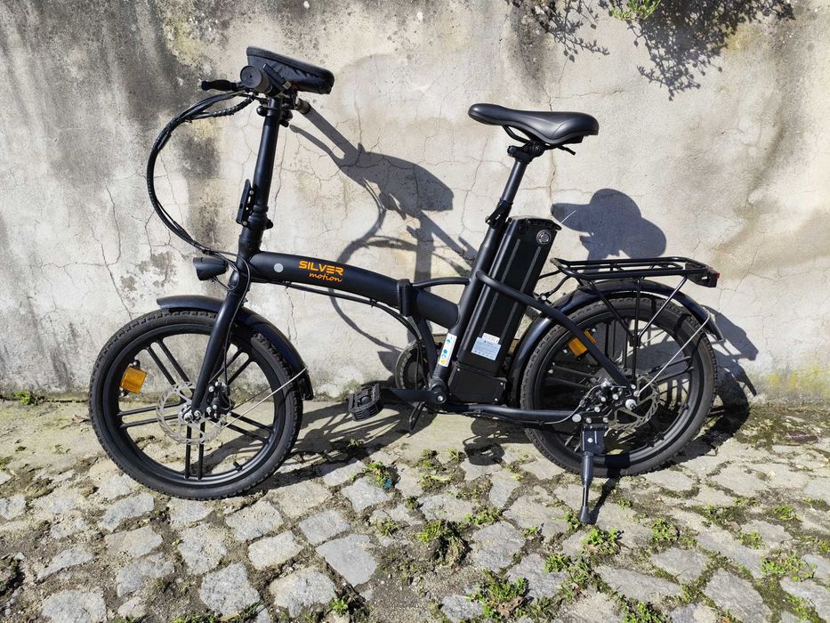 Bicicleta elétrica dobrável silver