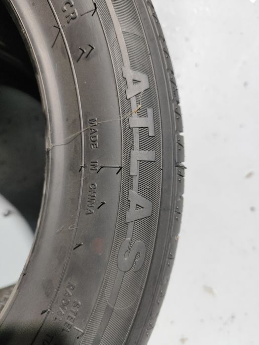 2 pneus semi novos 195-55R16 Atlas - Oferta dos portes