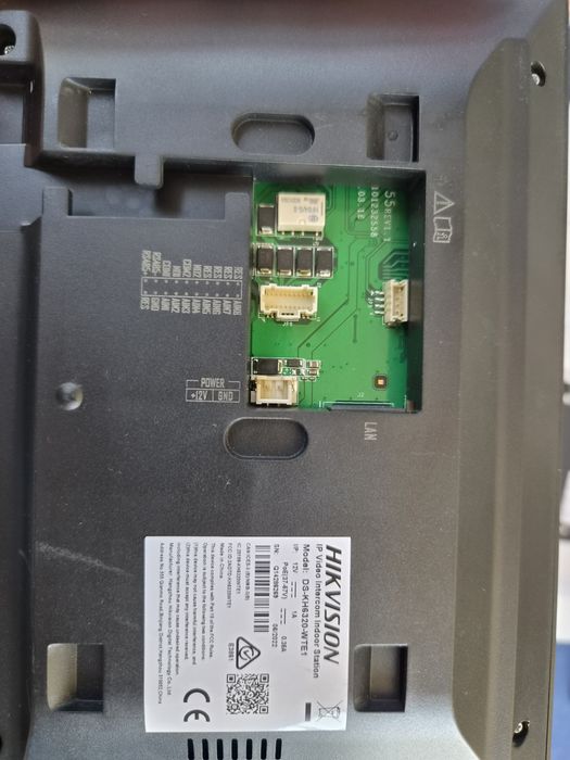 Hikvision DS-KH6320-WTE1 – stacja wewnętrzna wideodomofonu 7" z zestawu DS-KIS603-P(B)