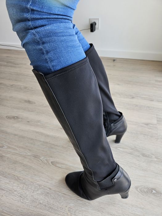 Botas pretas de cano alto Geox 39