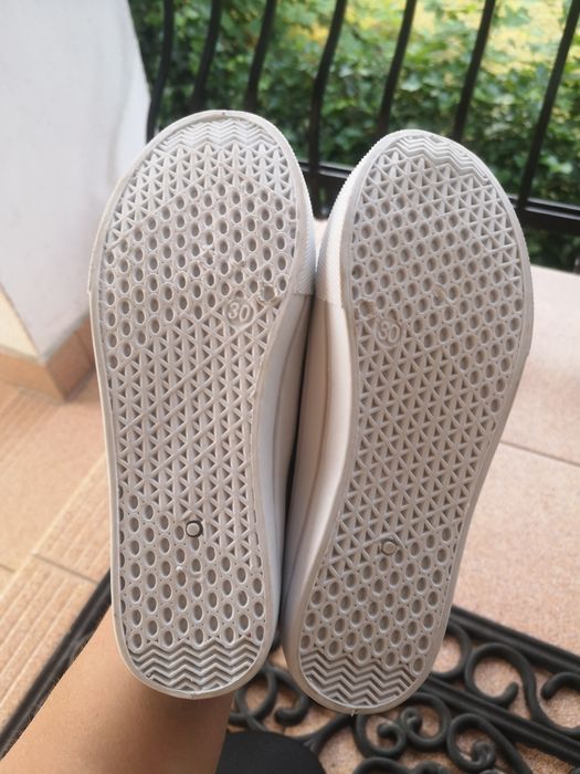 Trampki wsuwane w gwiazdki Nelli Blu 30 rozmiar 18cm maks stopa