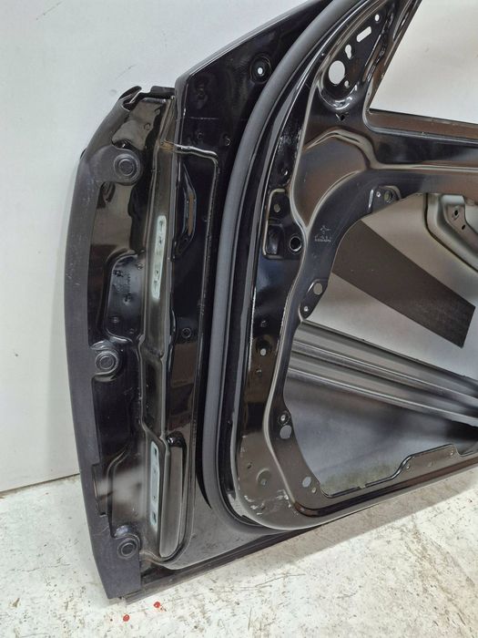 mercedes e klasa w213 2016+ drzwi przód przednie prawe a2137220210