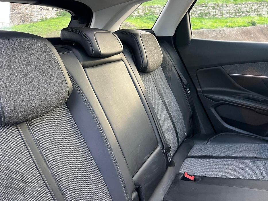 Peugeot 3008 1.6 HDi 2017