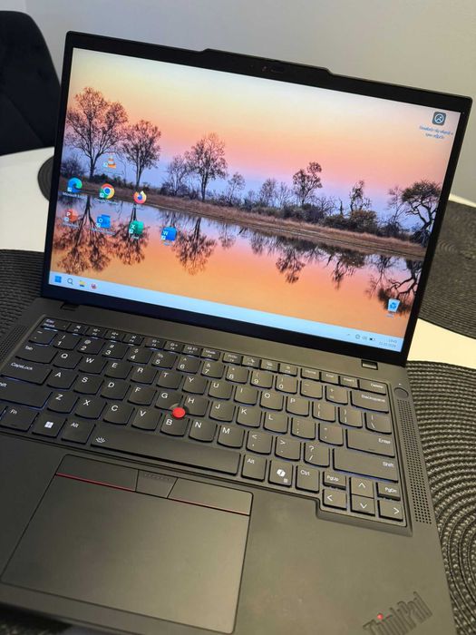Laptop dotykowy Lenovo ThinkPad T14 G5 14"/AMD RYZEN 7 PRO 8840U/32GB/1TB/Win11/AMD Radeon™ 780M