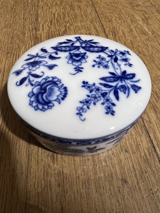 Caixa Guarda-Joias Vista Alegre - Modelo Margão (Porcelana)