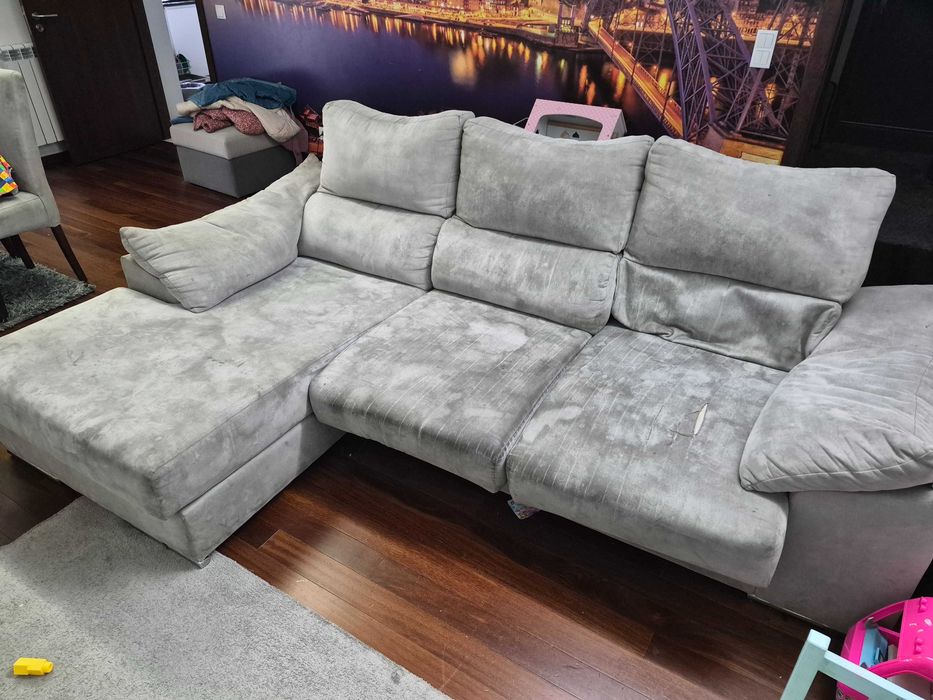 Sofá Com Chaise Long – Usado