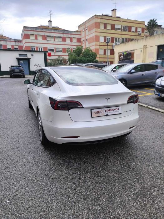 TESLA MODEL 3 a Venda -Otima Oferta -Pouco Uso - Aproveite