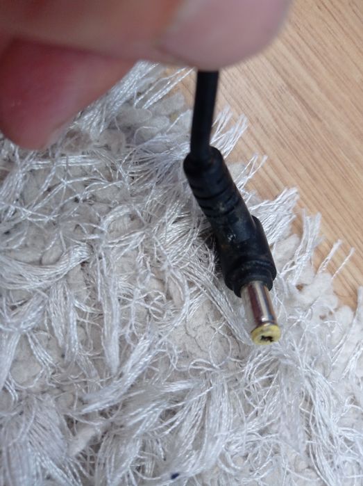 Laptop Acer Emachines E725 uszkodzony w cenie zasilacza