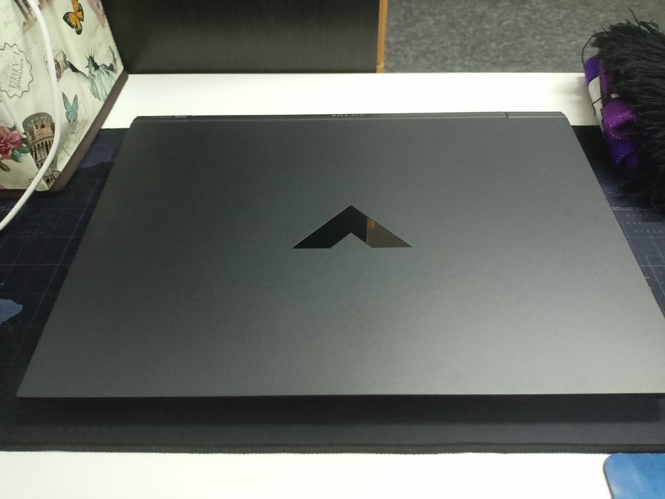 Prawie nowy, wydajny laptop gamingowy Ryzen 5 + RTX 3050 TI