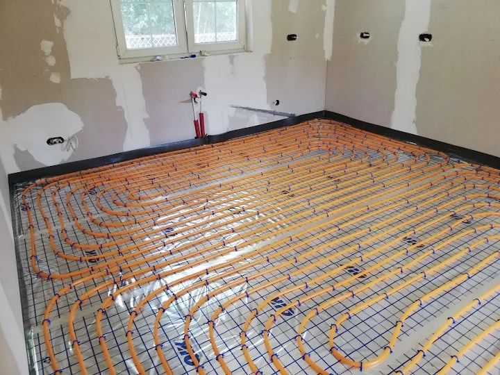 Hydraulik Instalacje grzewcze wodne Kotłownie łazienki pompa ciepła