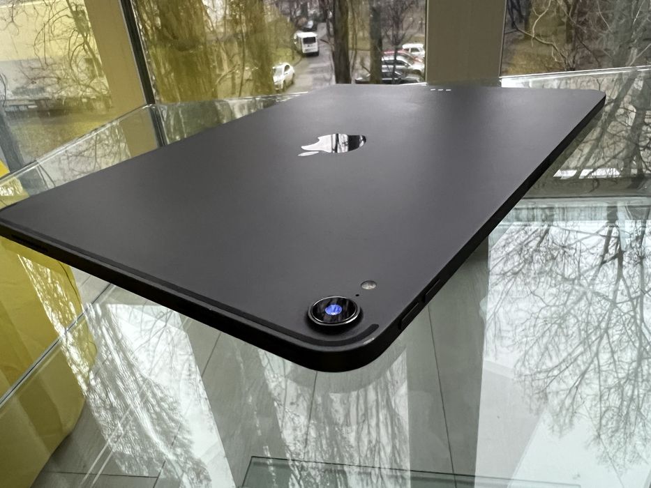 iPad Pro 11 256Gb, 2020г, 120 герц и 120 фпс