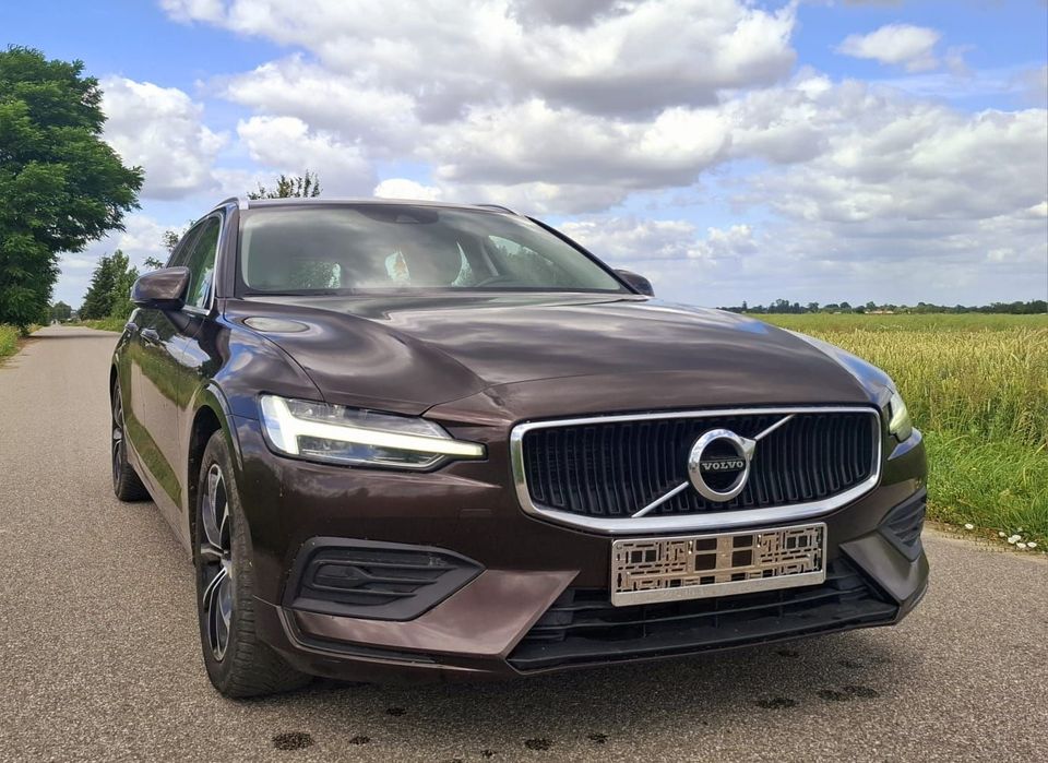 Volvo V60 Volvo V60 2.0 TDI 150KM | 2018 | 1. właściciel | Serwis ASO | Stan bdb