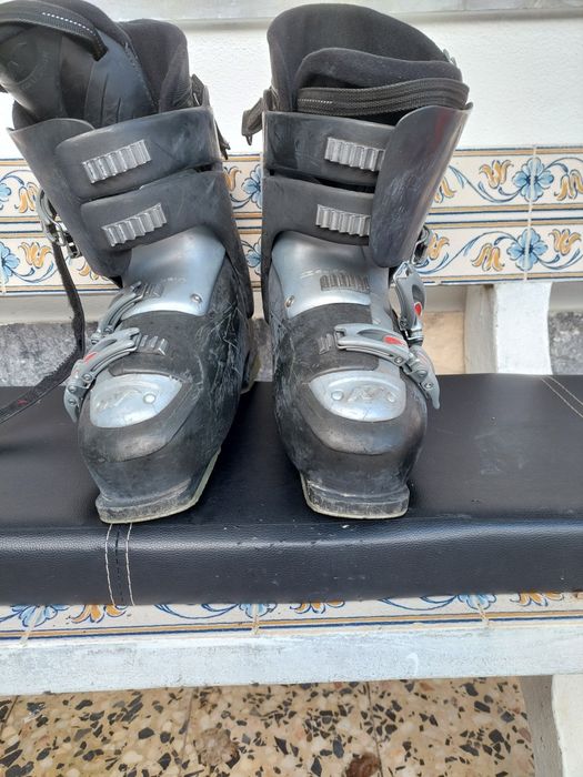 Botas de ski em bom  estado.