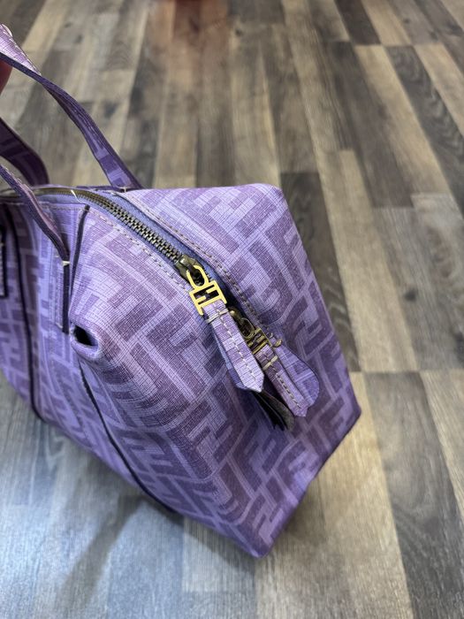 Сумка під fendi