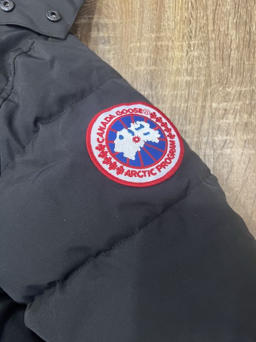 Пуховик canada goose
