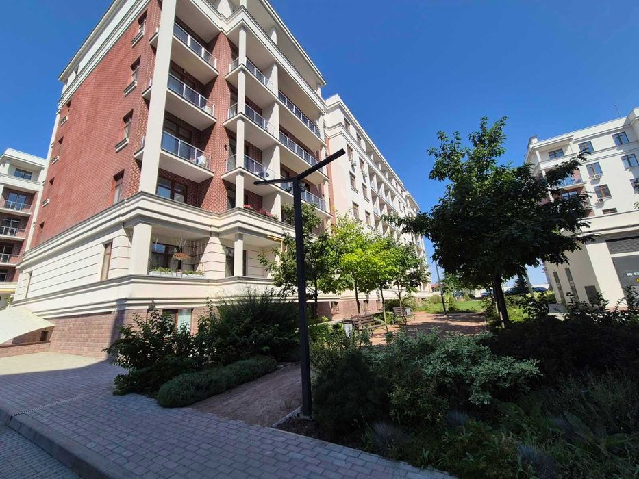 3 комнатная в престижном районе ЖК "Парк Совиньон"