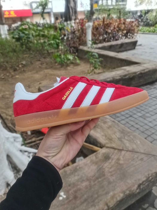 Buty damskie adidas Gazelle Scarlet Cloud White Rozmiar 37