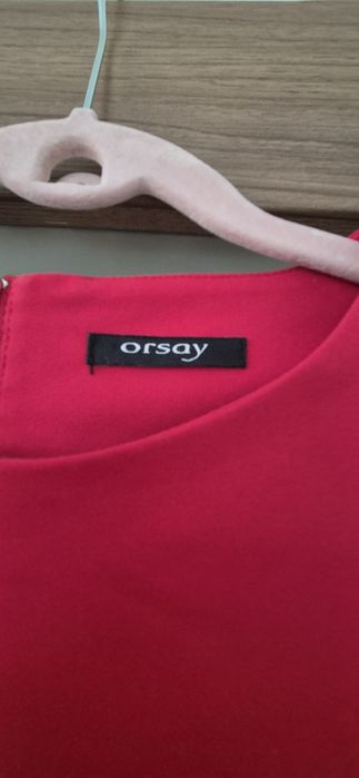 Czerwona sukoenka Orsay