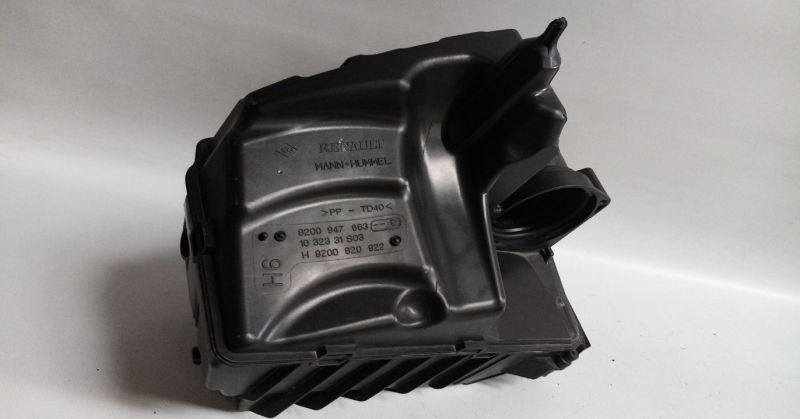 Caixa filtro ar RENAULT Megane III (BZ0_)