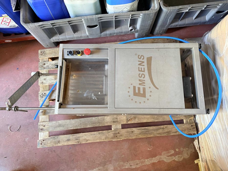 Máquina de Espetadas Industrial EMSSENS em Aço Inox