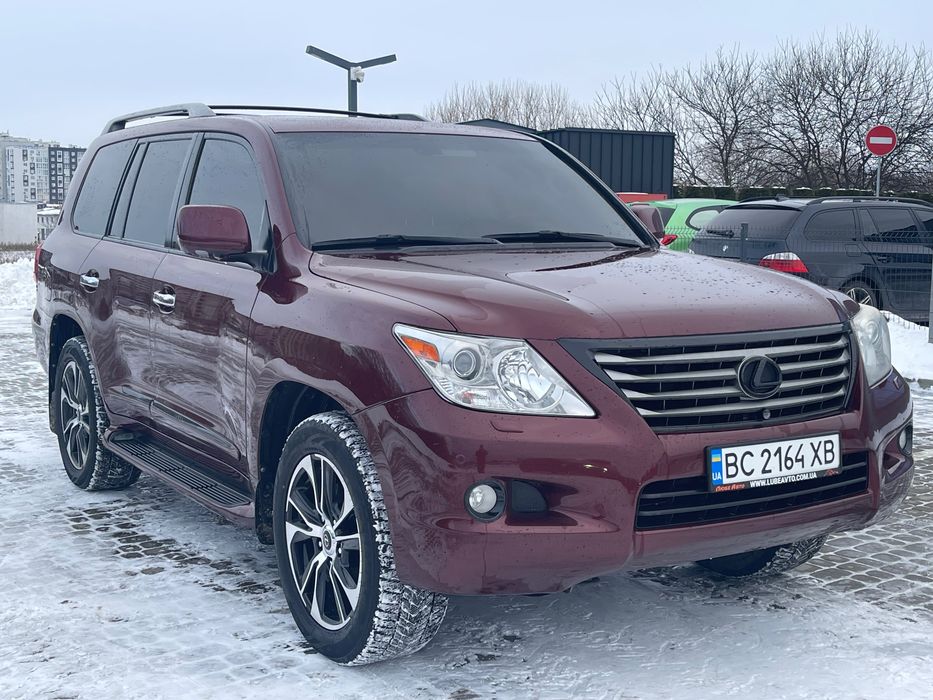 Lexus LX 570 гарний стан також цікавить ОБМІН