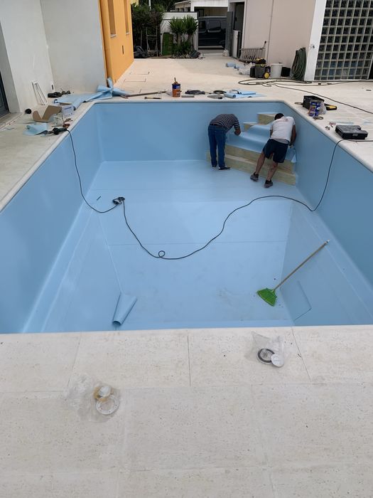 Aplicacao tela armada piscina