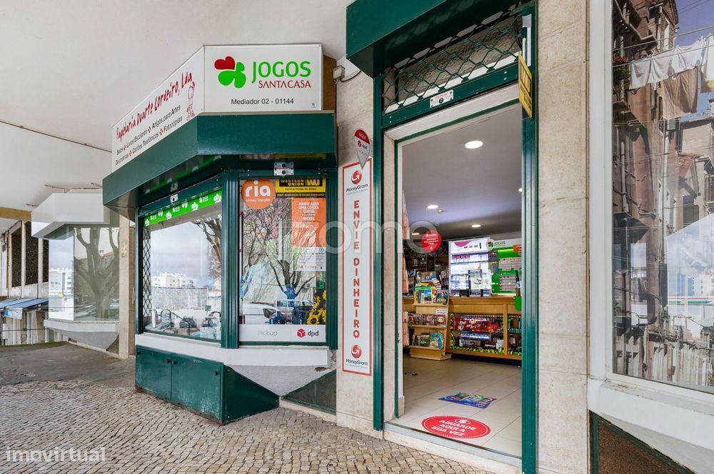 Espaço Comercial e Papelaria na Reboleira