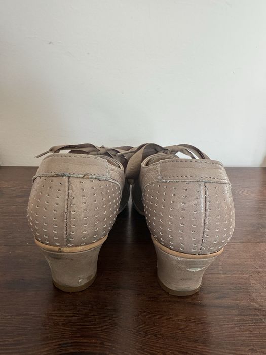 Sapatos de salto da Fly London