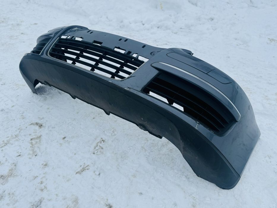 Бампер гольф 5 універсал LD7X  під омивачі  golf 5