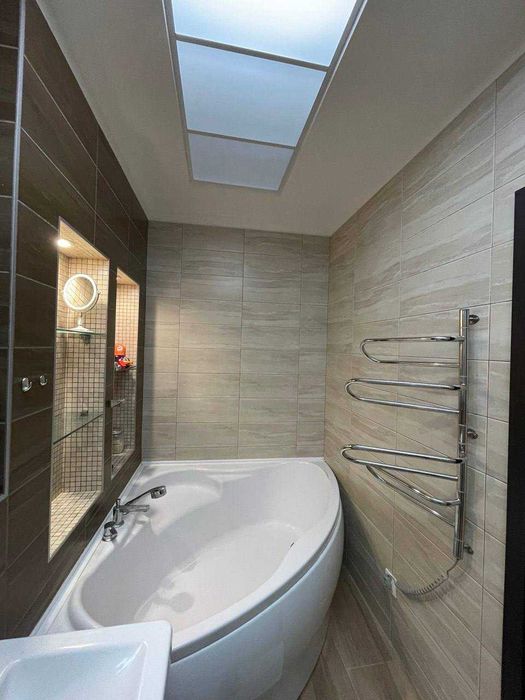 Продам 4х комнатную, 2х уровневую квартиру Аллы Горской Рабочая